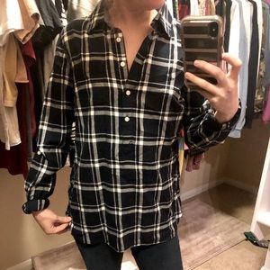 Tommy Hilfiger women’s plaid button down